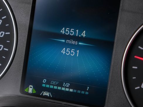 Used 2024 Mercedes-Benz Sprinter 3500 image 20