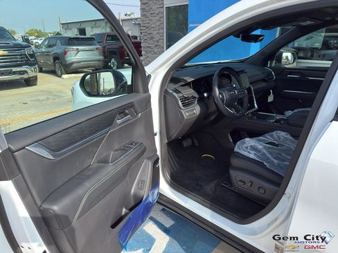 New 2026 GMC Acadia Elevation w/ Super Cruise Package image 15