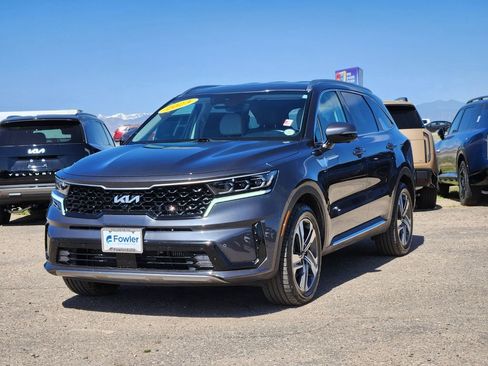 Certified 2023 Kia Sorento SX Prestige AWD/4WD image 4