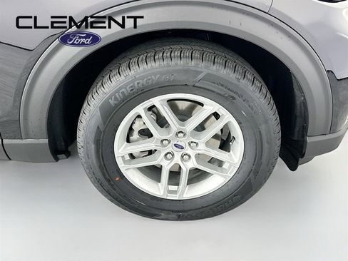 New 2026 Ford Explorer Active image 32