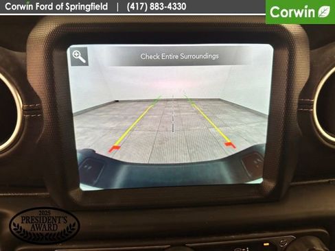 Used 2023 Jeep Gladiator Overland w/ LED Lighting Group AWD/4WD image 24