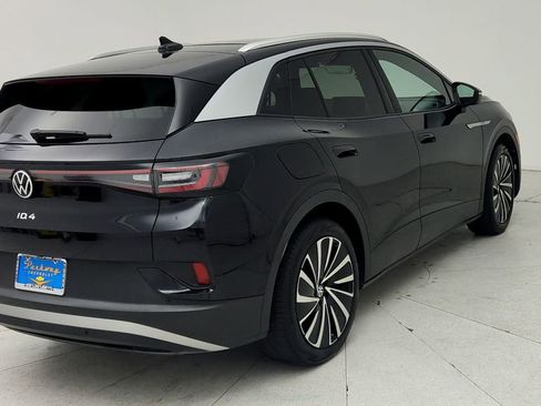 Used 2023 Volkswagen ID.4 Pro S Plus RWD image 8