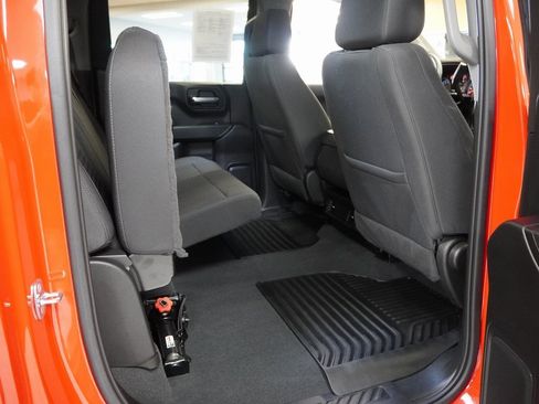 Used 2022 Chevrolet Silverado 1500 Custom image 27