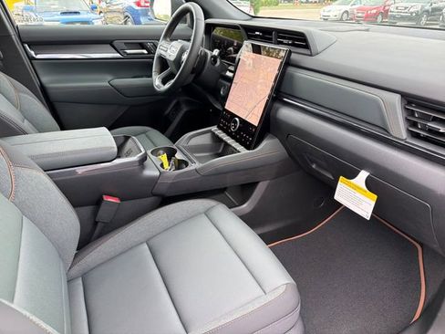 New 2026 GMC Terrain AT4 w/ Convenience Package III image 21