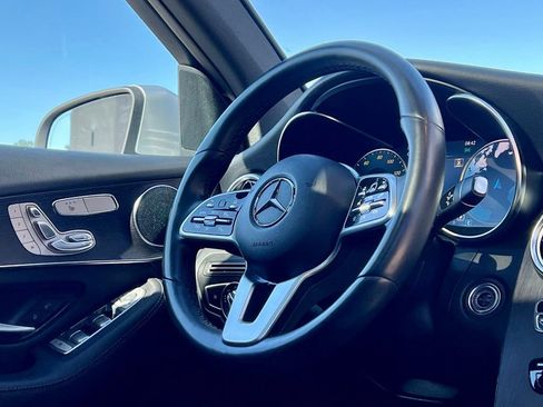 Used 2022 Mercedes-Benz GLC 300 4MATIC image 8