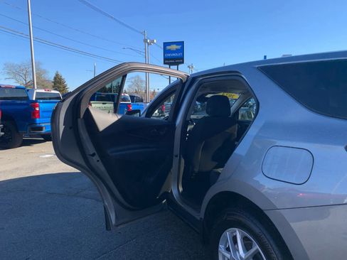 Certified 2024 Chevrolet Equinox LT image 30