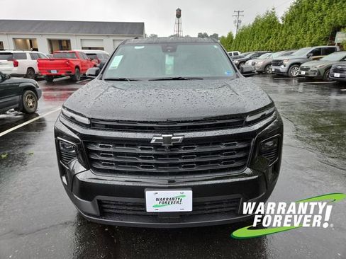 New 2026 Chevrolet Traverse LT w/ Midnight/Sport Edition AWD/4WD image 2