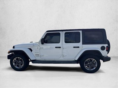 Used 2019 Jeep Wrangler Unlimited Sahara AWD/4WD image 8