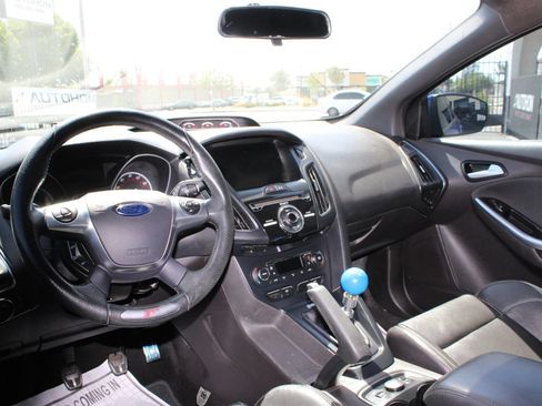 Used 2014 Ford Focus ST w/ Equipment Group 202A FWD image 13