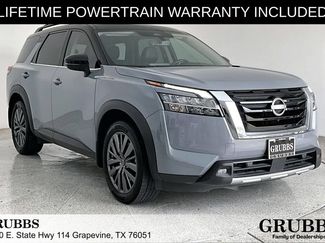 Used 2024 Nissan Pathfinder SL w/ SL Premium Package FWD video 1