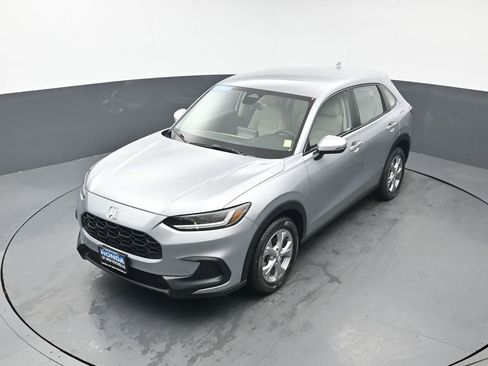 Certified 2023 Honda HR-V LX image 33