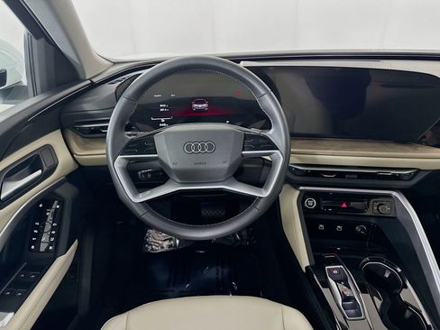 Used 2025 Audi Q5 Premium w/ Convenience Package AWD/4WD image 20
