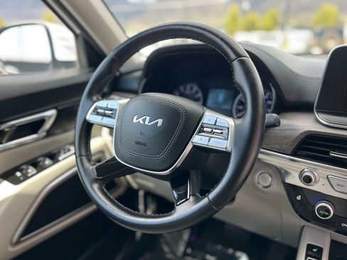 Used 2022 Kia Telluride EX w/ EX Premium Package AWD/4WD image 11