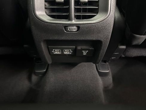 Used 2021 Jeep Cherokee Limited w/ Trailer Tow Group image 30