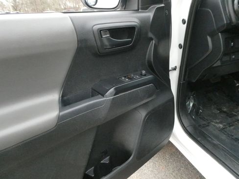 Used 2021 Toyota Tacoma SR image 14