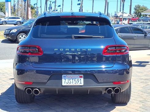 Used 2015 Porsche Macan S w/ Infotainment Package AWD/4WD image 3