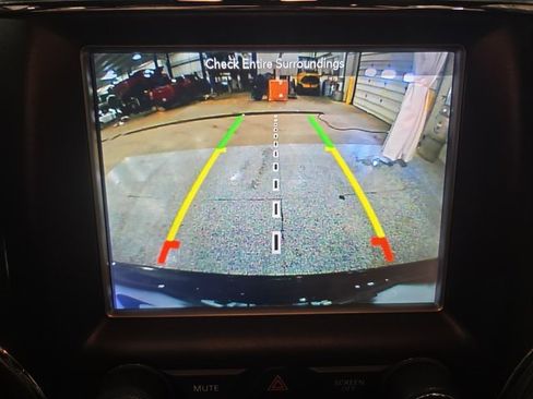 Used 2018 Jeep Grand Cherokee Altitude image 26