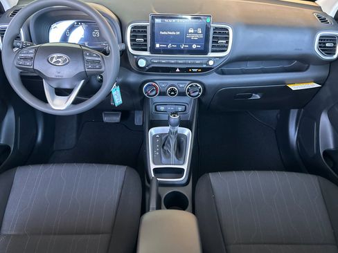 New 2026 Hyundai Venue SE FWD image 13