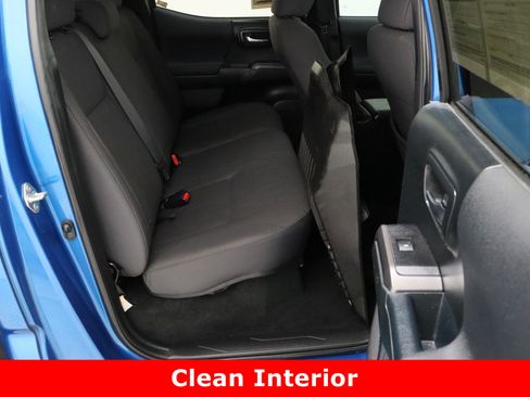 Used 2018 Toyota Tacoma TRD Sport w/ Technology Package image 33