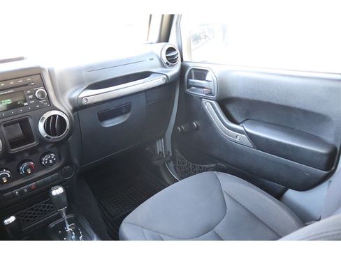 Used 2016 Jeep Wrangler Sport w/ Quick Order Package 24S AWD/4WD image 27