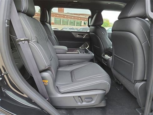New 2026 INFINITI QX80 Autograph w/ Autograph Exterior Package image 16