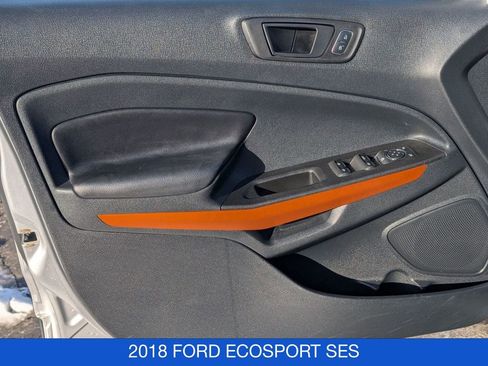 Used 2018 Ford EcoSport SES image 12