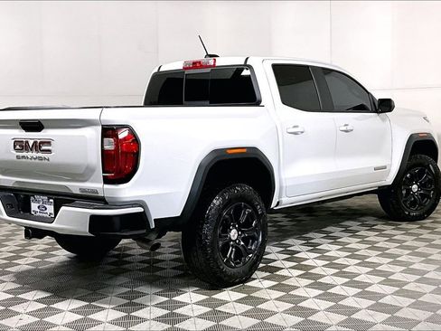 Used 2024 GMC Canyon Elevation w/ Convenience Package image 12