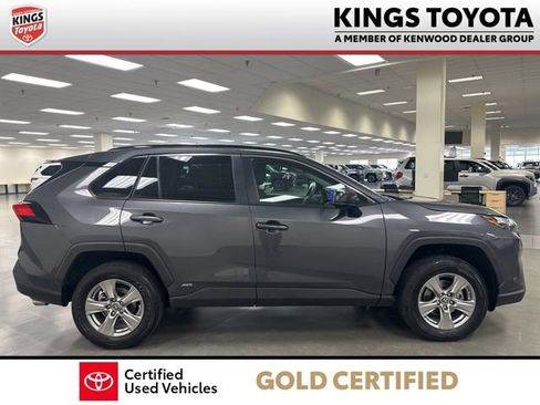 Certified 2024 Toyota RAV4 LE AWD/4WD image 9