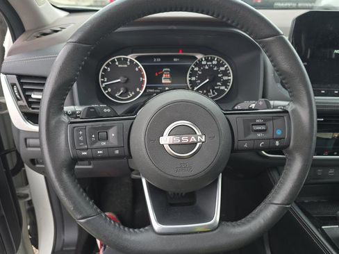 Certified 2023 Nissan Rogue SL w/ SL Premium Package image 6