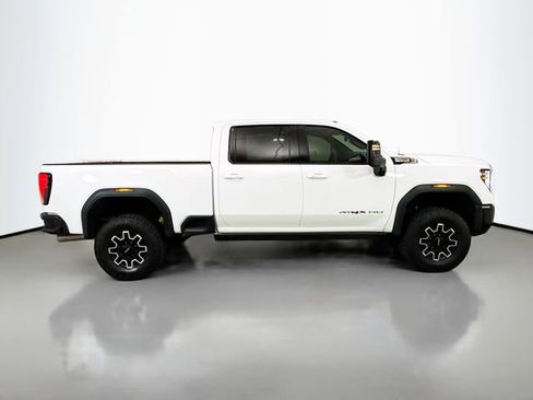 Used 2026 GMC Sierra 2500 AT4X AWD/4WD image 10
