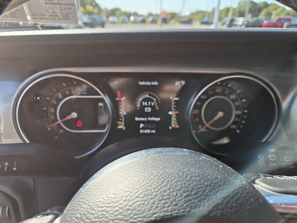 Used 2020 Jeep Wrangler Unlimited Sahara w/ Cold Weather Group AWD/4WD image 38