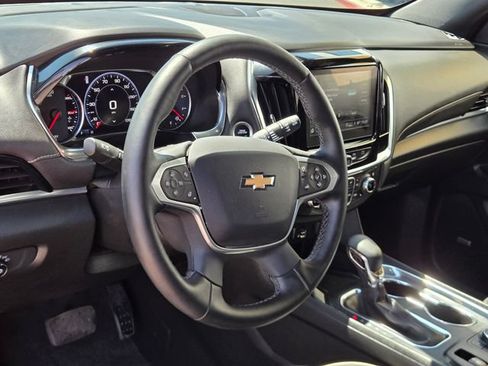 Certified 2023 Chevrolet Traverse Premier w/ LPO, Cargo Package FWD image 19