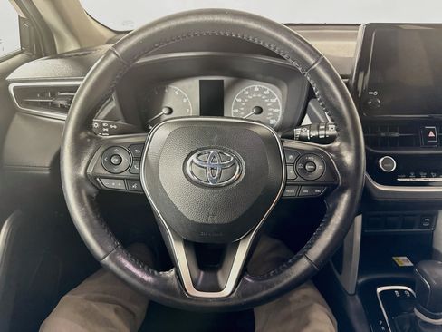 Certified 2023 Toyota Corolla Cross LE AWD/4WD image 12