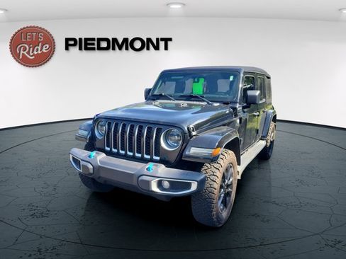 Used 2023 Jeep Wrangler Unlimited Sahara w/ Cold Weather Group AWD/4WD image 1