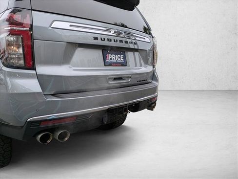 Used 2024 Chevrolet Suburban Premier image 26