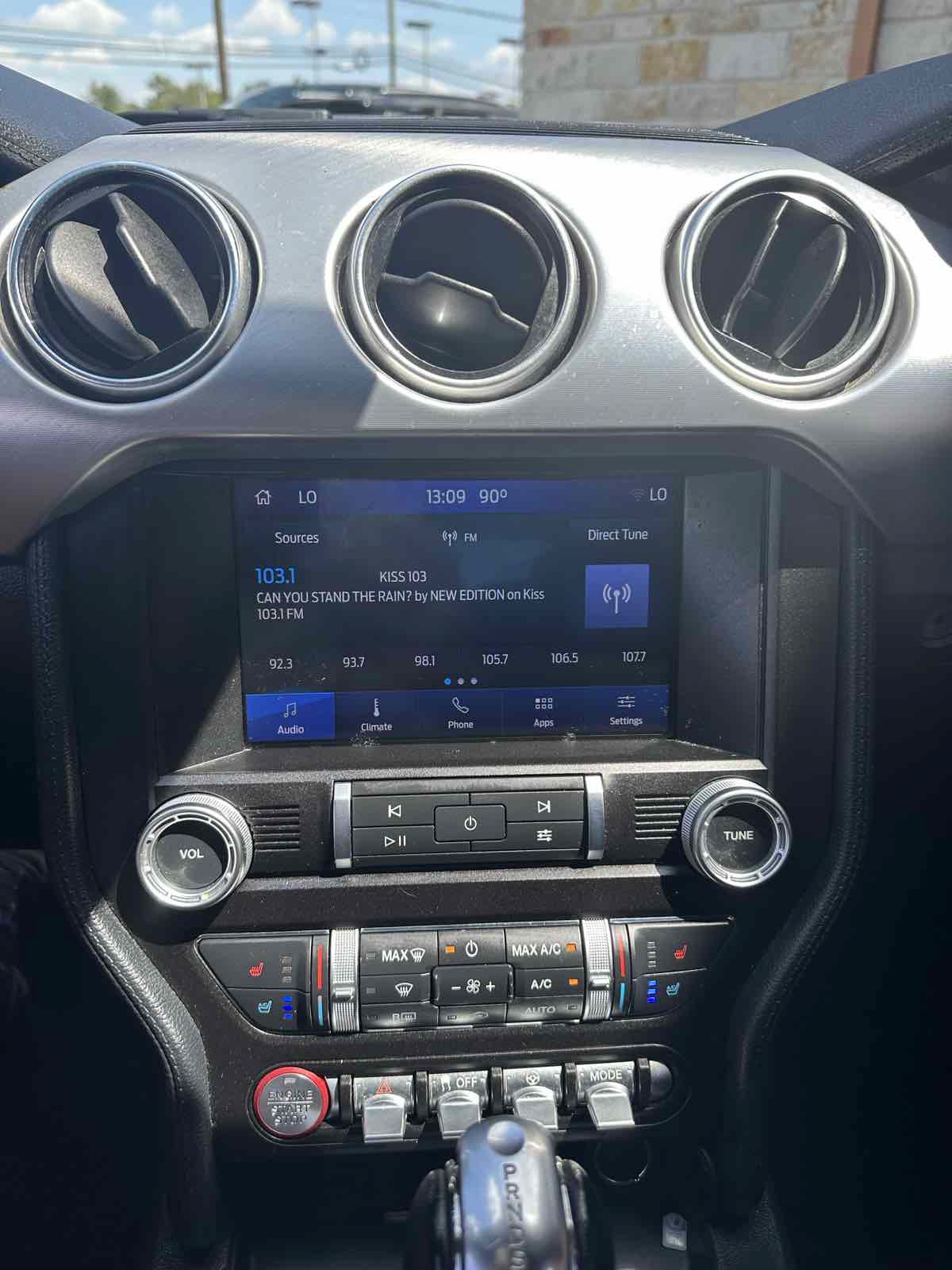 Used 2022 Ford Mustang Premium RWD image 13