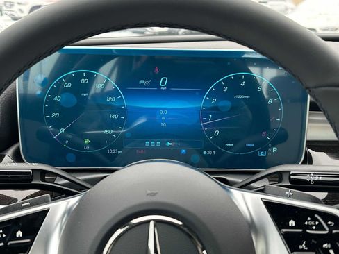 New 2026 Mercedes-Benz C 300 4MATIC Sedan image 24