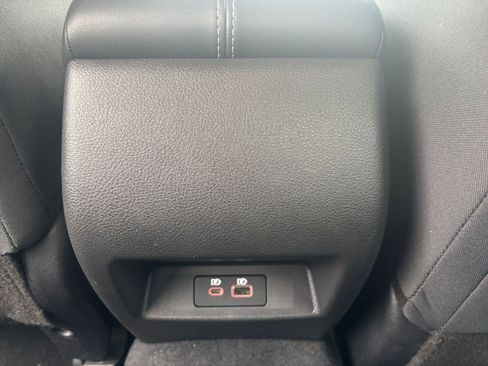 Used 2025 Nissan Altima 2.5 SV FWD image 23