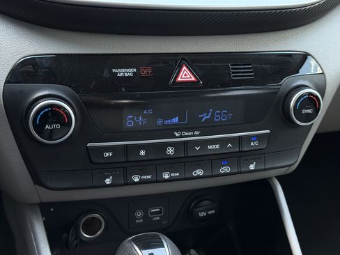 Used 2020 Hyundai Tucson SEL FWD image 16