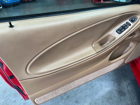 Used 1998 Ford Mustang GT image 33