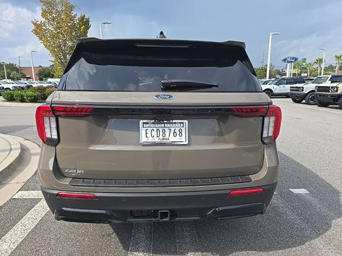 Used 2026 Ford Explorer ST-Line RWD image 8