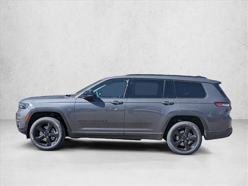 New 2025 Jeep Grand Cherokee L Limited w/ Black Appearance Package image 5