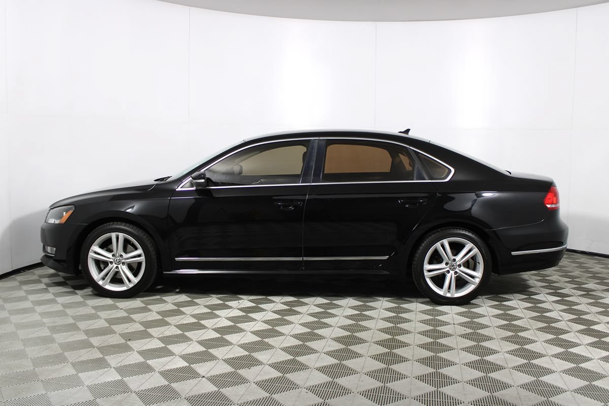 Used 2015 Volkswagen Passat 1.8T SE FWD image 26