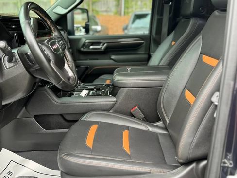 Used 2024 GMC Sierra 2500 AT4 w/ AT4 Premium Plus Package AWD/4WD image 10