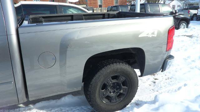 Used 2008 Chevrolet Silverado 1500 LT w/ Power Pack Plus AWD/4WD image 7