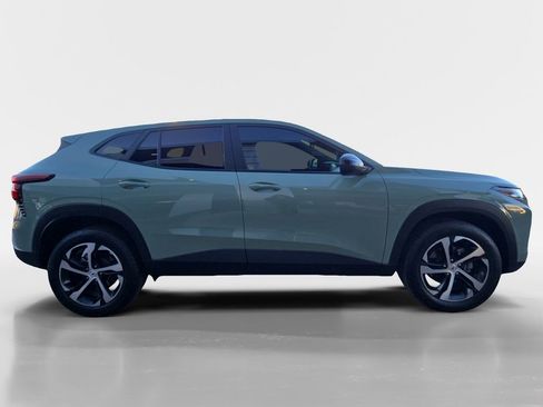 Used 2024 Chevrolet Trax RS image 6