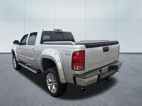 Used 2013 GMC Sierra 1500 SLT w/ All-Terrain Package AWD/4WD image 8