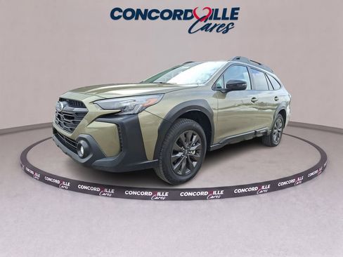 Certified 2025 Subaru Outback Onyx Edition AWD/4WD image 4