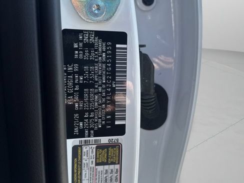 New 2026 Kia Sorento S FWD image 36