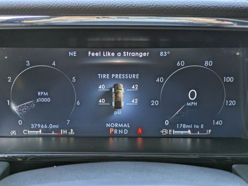 Used 2022 Lincoln Navigator 2WD image 26